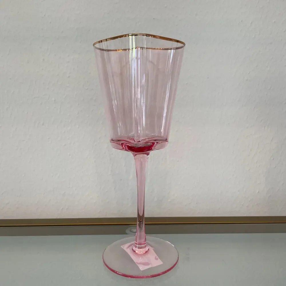 Pink Heart Shaped Wine Glasses with Gold Rim Valentines Day Set of 2 NEW